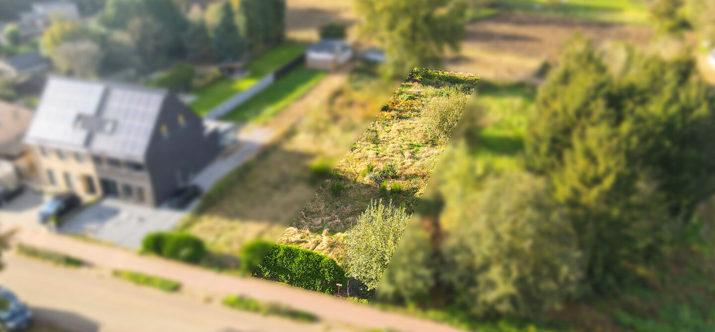 Ter hoogte van de Zandstraat in Koersel ligt deze bouwgrond met vergunde plannen te wachten op een nieuwe eigenaar. Het betreft een stuk grond van 7a85ca voor een half open gezinswoning.

Deze bouwgrond is zeer centraal gelegen. Op een boogscheut van je n