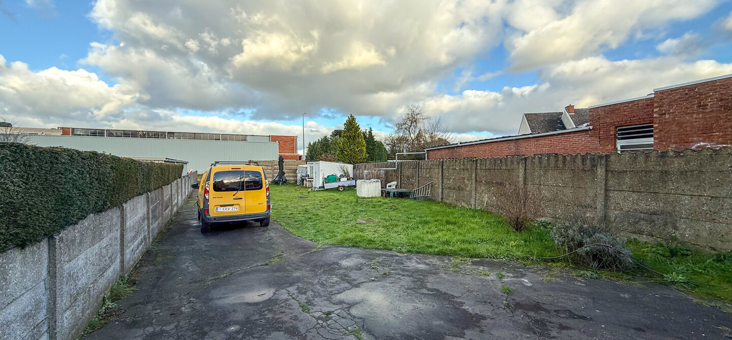 Gebouw voor gemengd gebruik te koop in Houthalen-Helchteren