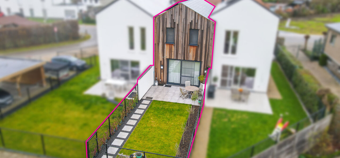 Bij ImmoFusion 7/7 “open huis” : klik op onze 3D-TOUR.
Ervaar vastgoed alsof je er zelf doorloopt!

Welkom in deze gloednieuwe, instapklare woning in de Molemstraat 120B, perfect voor wie houdt van modern wooncomfort gecombineerd met een centrale ligg